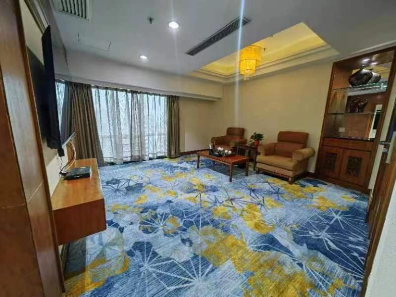 Gladden Hotel Jiangmen Eksteriør billede