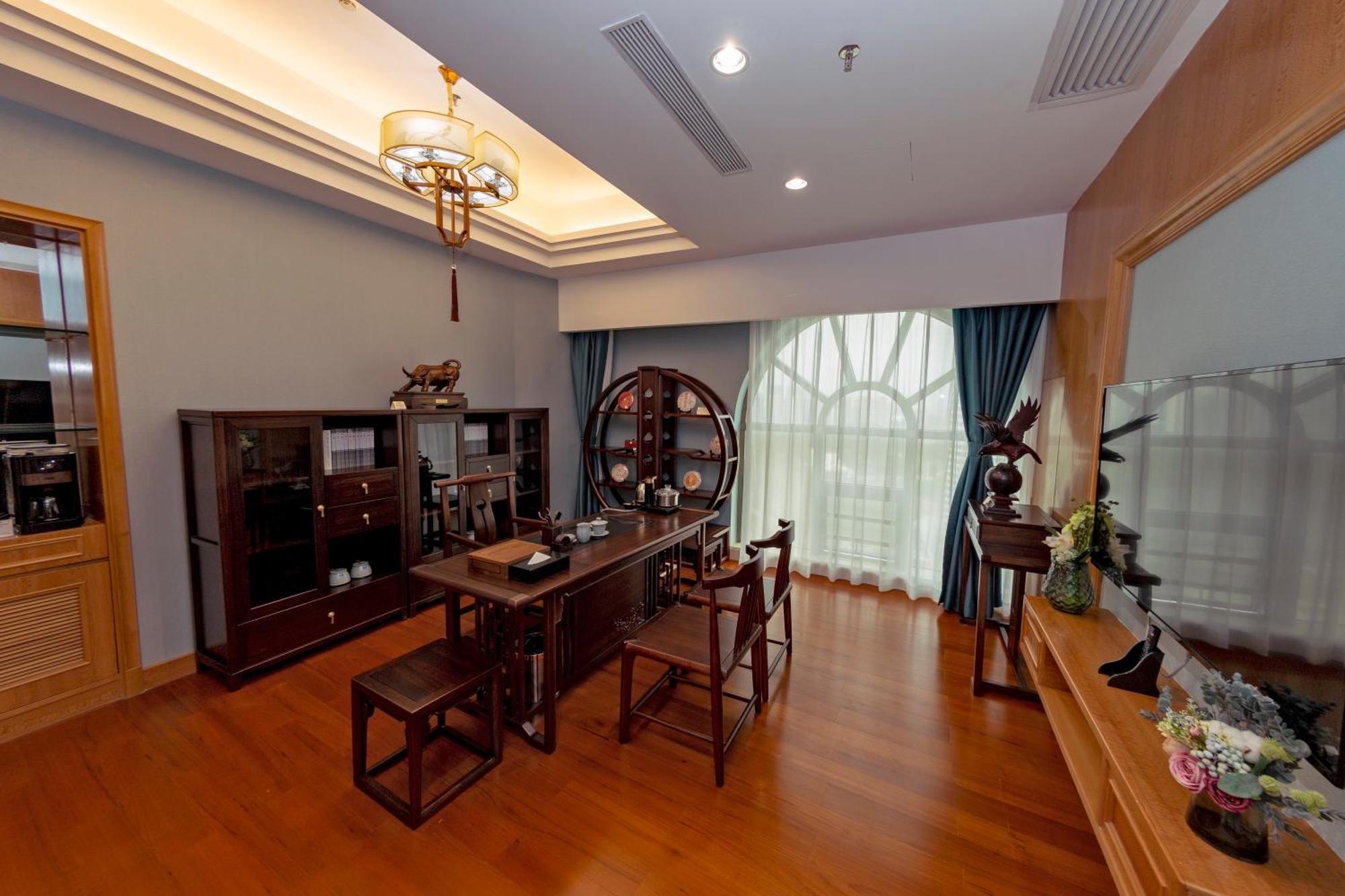 Gladden Hotel Jiangmen Eksteriør billede