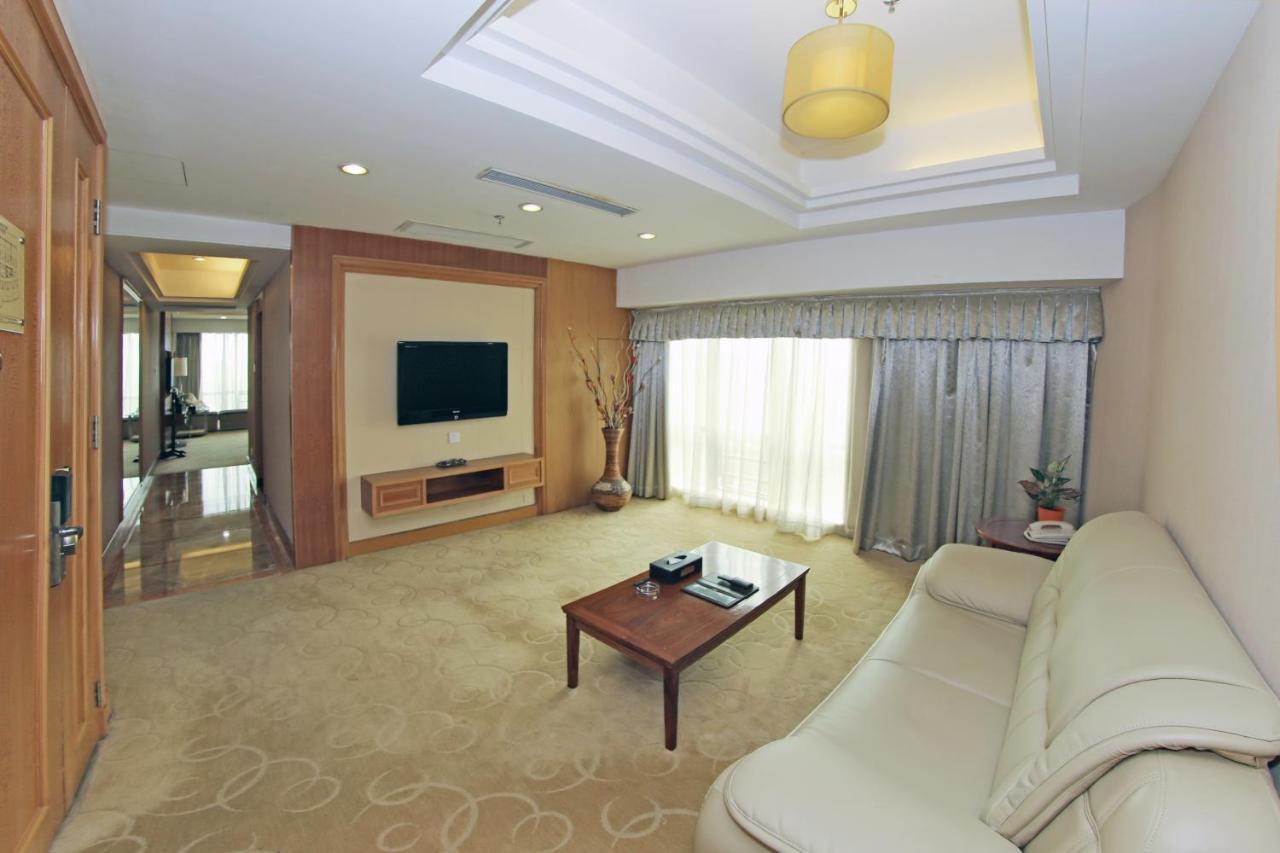Gladden Hotel Jiangmen Eksteriør billede