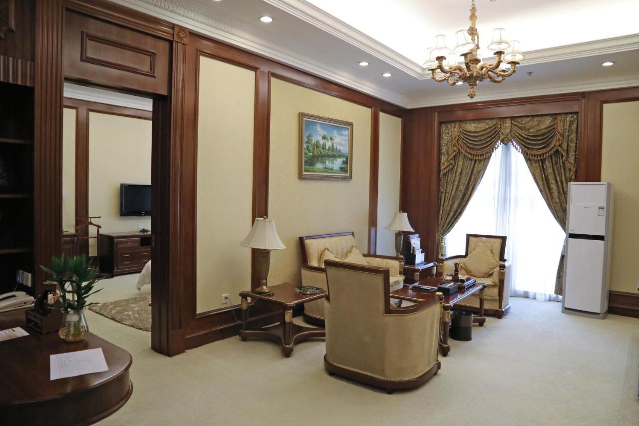 Gladden Hotel Jiangmen Eksteriør billede